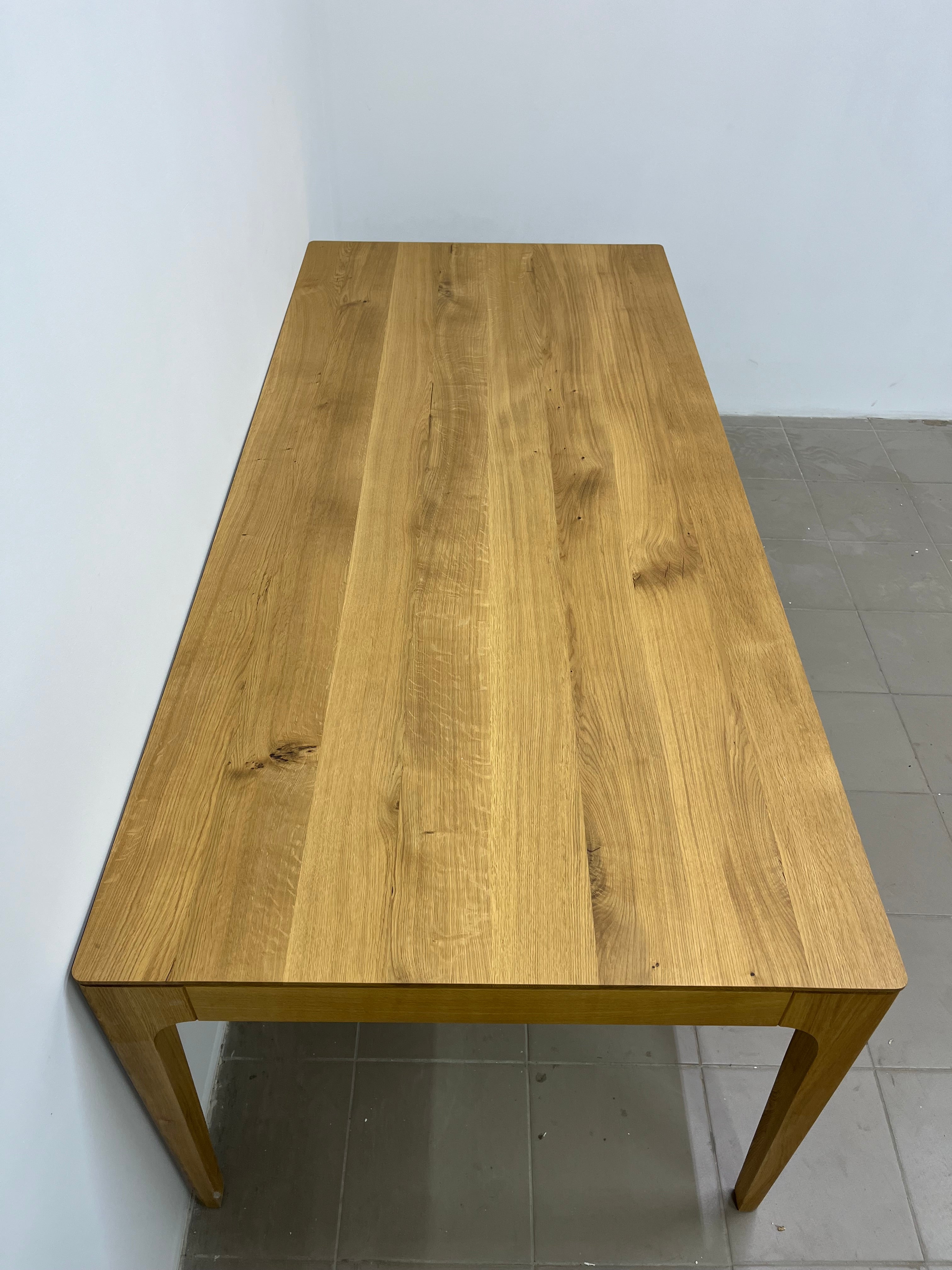 CAROLINA TABLE | OAK | 200 x 90 x 2 cm | B45 Stock