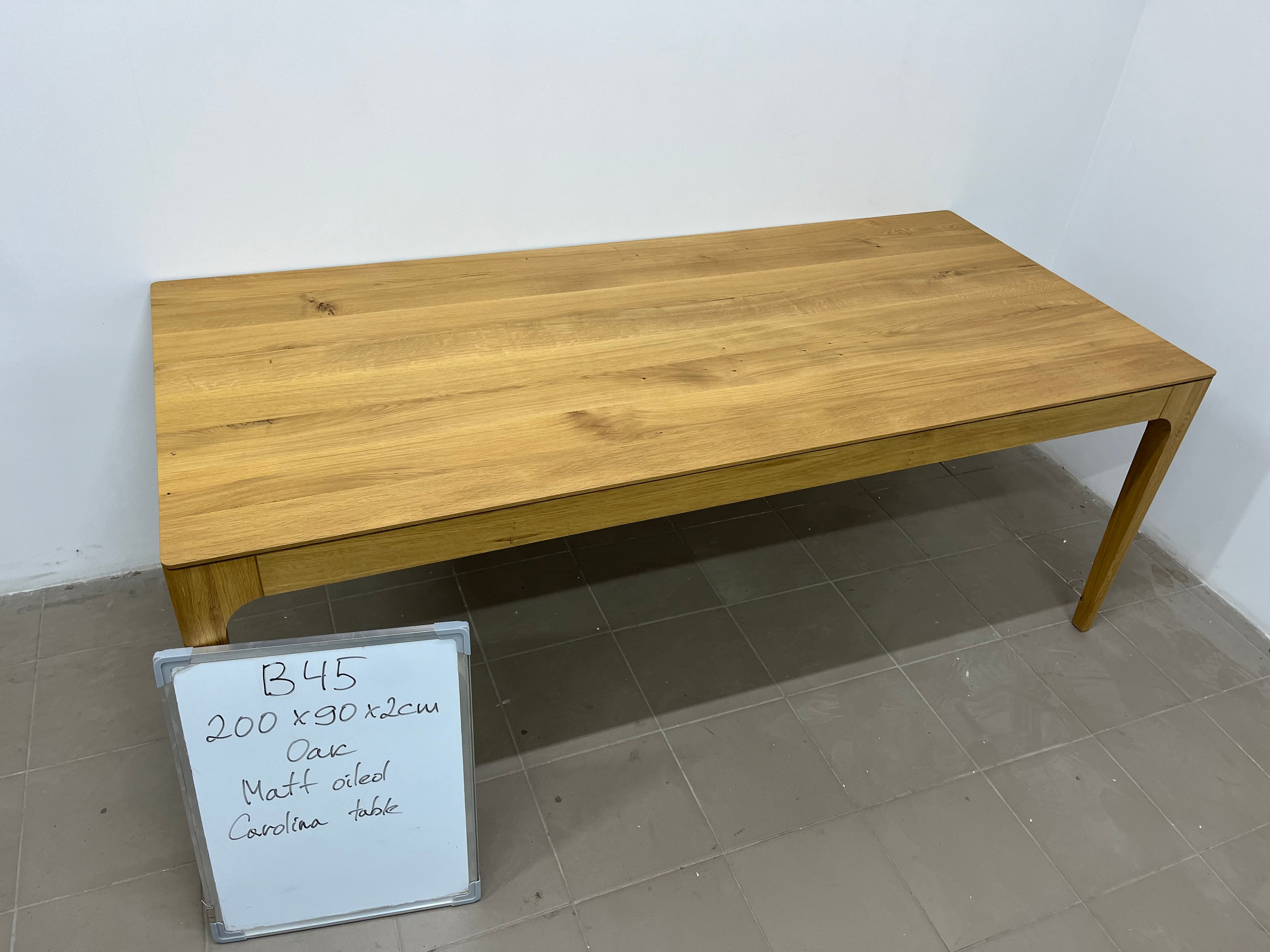 CAROLINA TABLE | OAK | 200 x 90 x 2 cm | B45 Stock