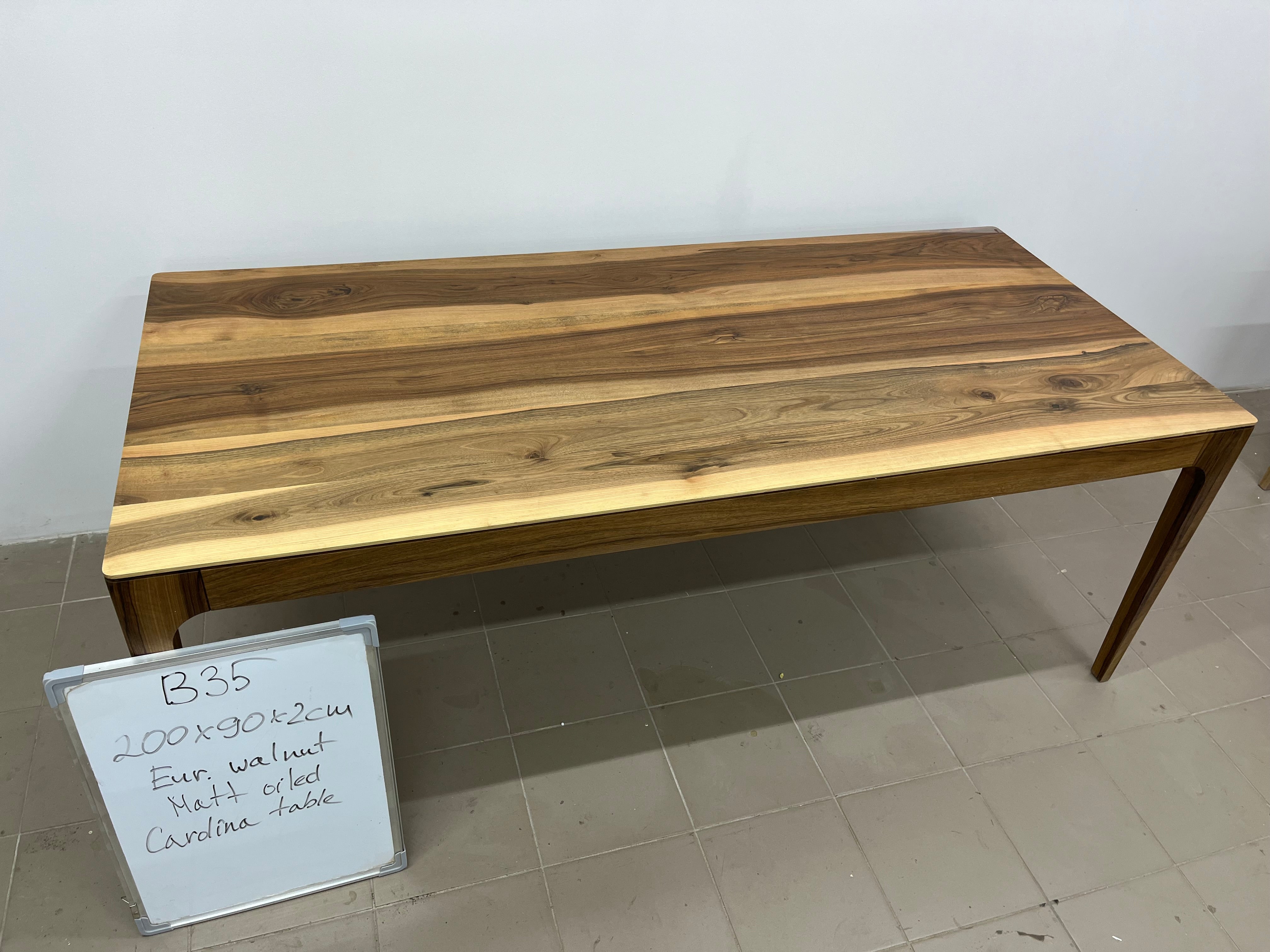 CAROLINA | Walnut Table | 200 x 90 x 2 cm | B35 Stock